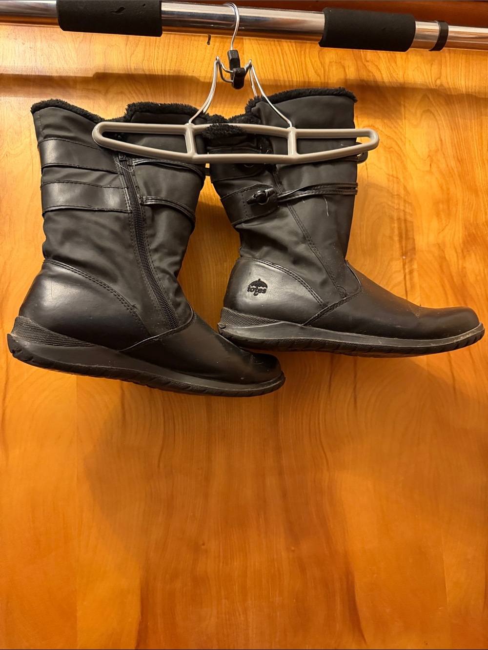 totes Black Women's Insulated Winter Boots with Side Zipper
